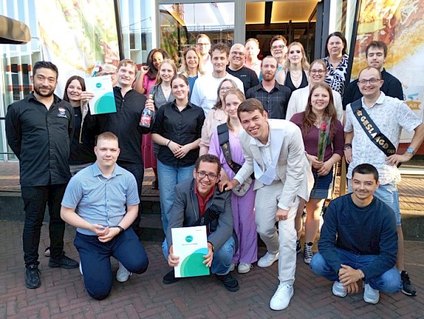 Geslaagden bij interne Mbo-opleiding Leerwerkbedrijf Combigoods