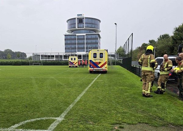 Voetbalwedstrijd VV Papendrecht abrupt beëindigd na medisch incident