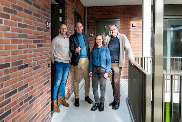 Woonkracht10 en Stichting WeerWolfhuizen helpen jongeren met hersenaandoening aan huurwoning