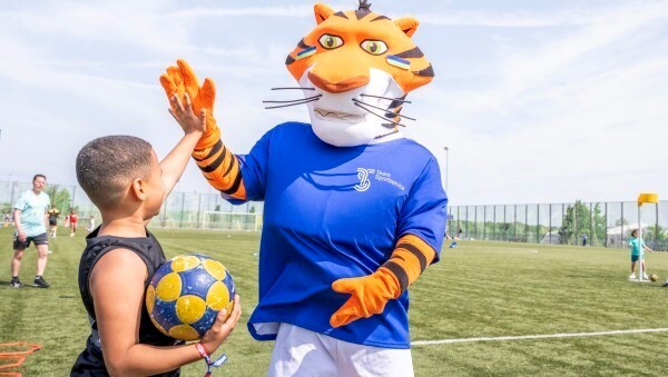 Sportweken groot succes: basisschoolkinderen samen in beweging