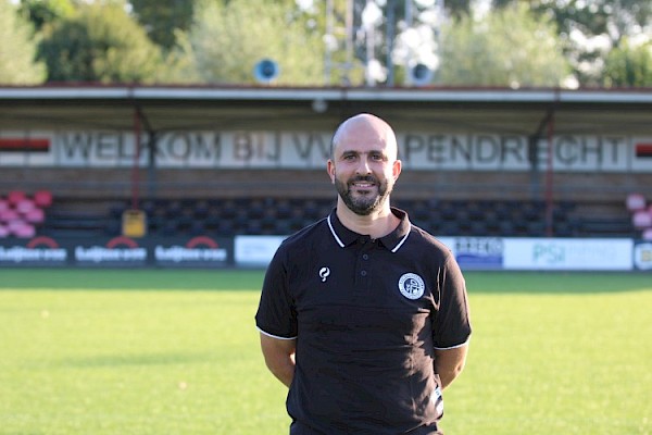 VV Papendrecht verlengt met hoofdtrainer Driss el Akchaoui