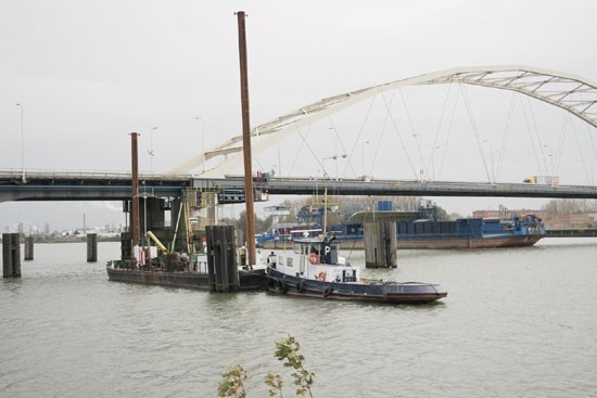 PvdA/GroenLinks wil WMO-gebruikers compenseren voor extra reiskosten door brugsluiting