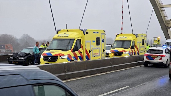Ernstig ongeval op de Papendrechtse Brug