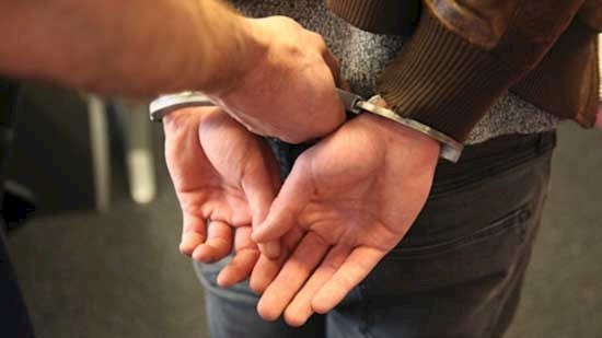 Man uit Waalwijk aangehouden na online bedreiging burgemeester