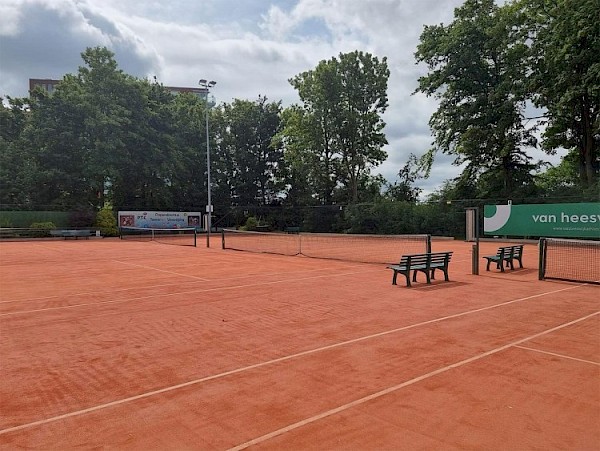 Ontdek het tennisplezier bij PTC Papendrecht