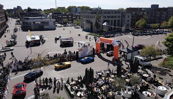 Kids & Cars: spectaculaire toertocht levert duizenden euro’s op voor het goede doel