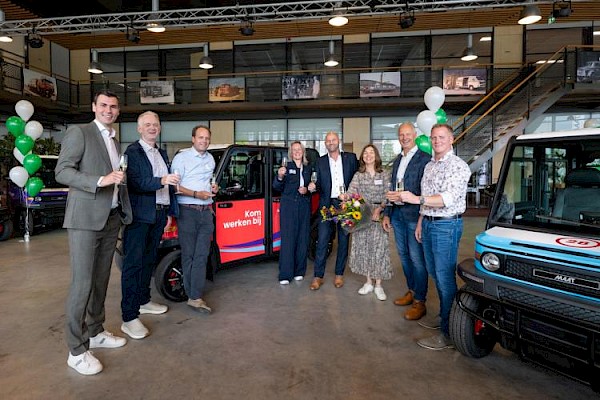 Regio Drechtsteden trapt mobiliteitsbeweging 'Hop On' af en presenteert 28 nieuwe elektrische Wijkhoppers