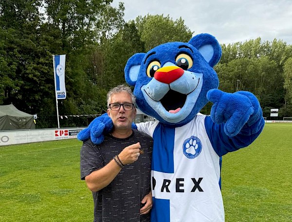 VV Drechtstreek heet nieuw lid 'Drex' welkom