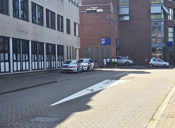Meerdere politie-eenheden ingezet na conflict bij AMV-locatie Weteringsingel