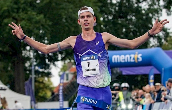 Jochem Wiersma wint Singelloop Enschede met parcoursrecord
