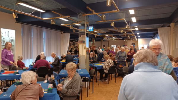 Jaarlijkse oliebollendrive van het Denksportcentrum Papendrecht weer een groot succes