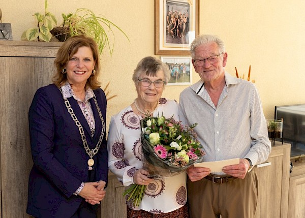 Echtpaar Stam-Snijder 60 jaar getrouwd
