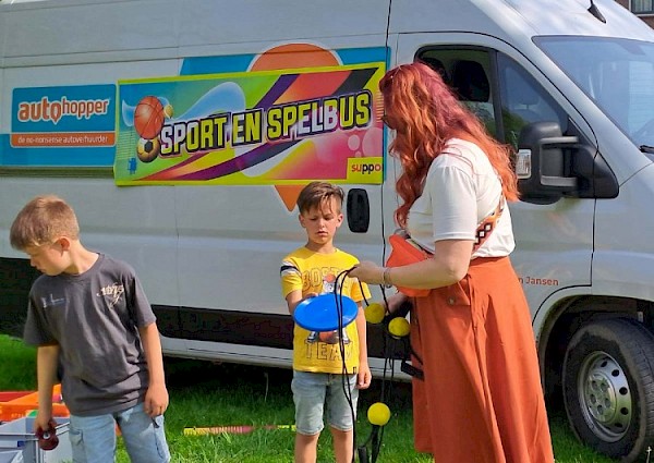 De sport- en spelbus van Suppord gaat weer van start