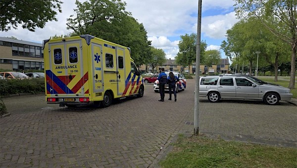 Laveloze man aangetroffen bij parkeerplaats Van der Palmstraat
