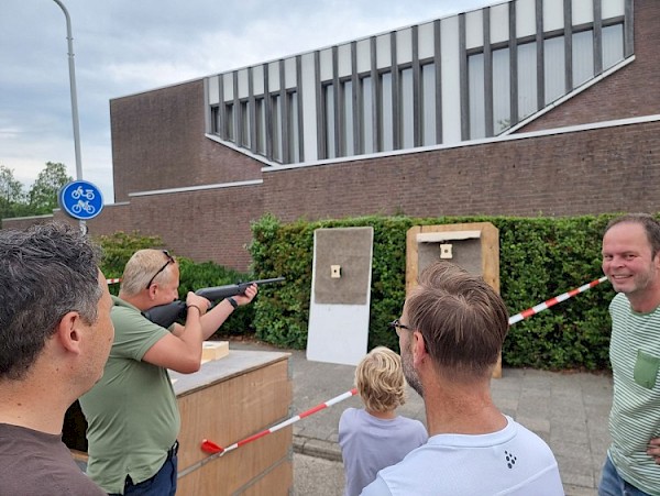 Rommelmarkt Sionskerk levert 11.000 euro op